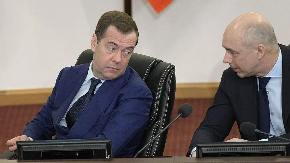 Кому платят саамую высокую пенсию в России