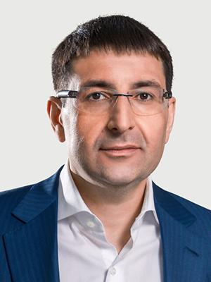 Дмитрий Гусев