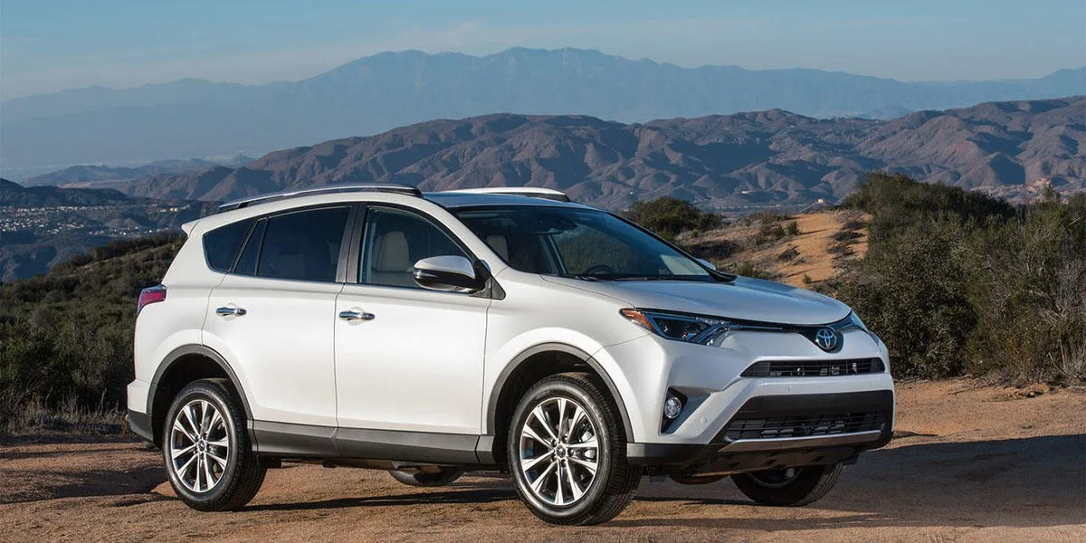 Toyota RAV4 - один из самых популярных авто