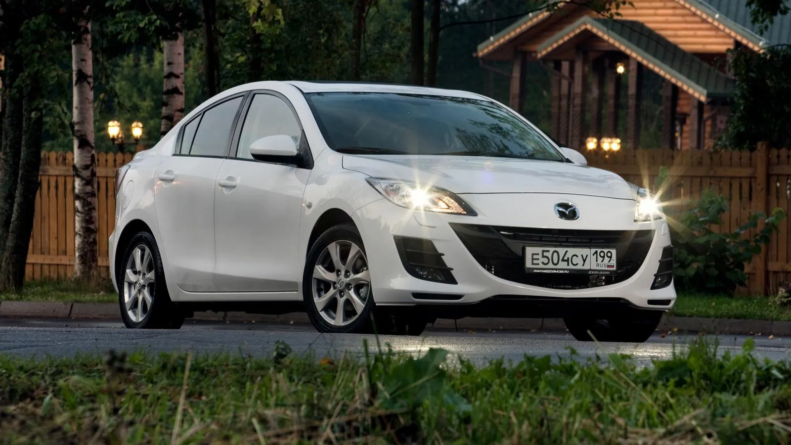 Mazda 3 с пробегом в России
