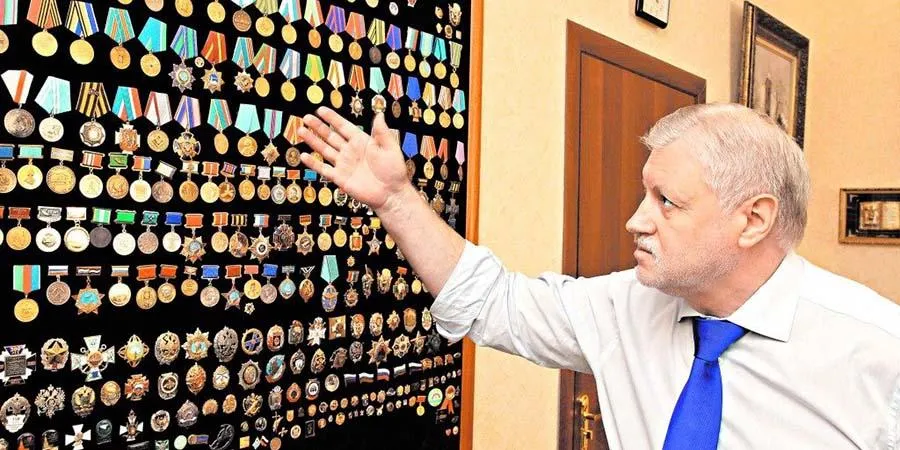 Награды Сергея Миронова Лидер «Справедливой России» Сергей Миронов