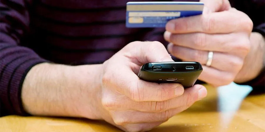 Как будет работать новый закон? Вступил в силу закон о временной блокировке карт