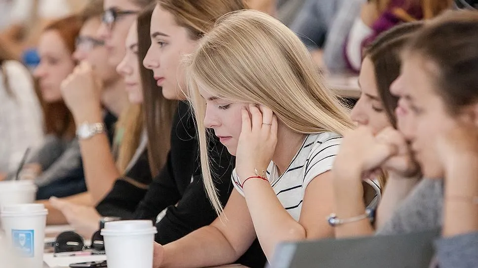 Получить вычет на работе быстрее, чем самостоятельно Как получить налоговый вычет за обучение