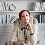 Лариса Богучарская