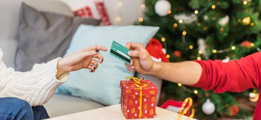 Может ли гражданин РБ оформить счет и карту в российском банке?