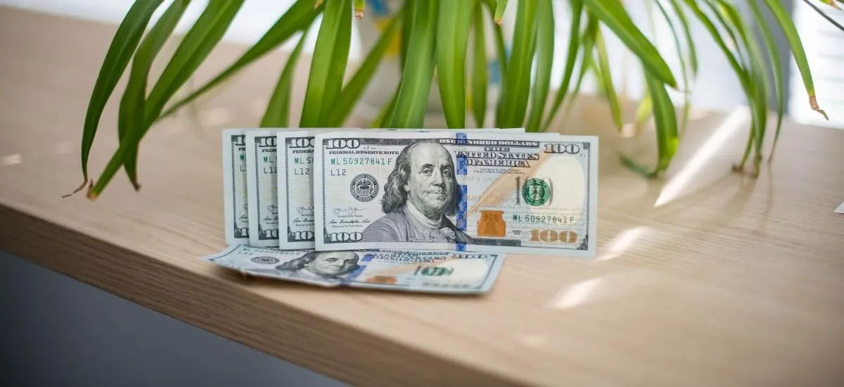 Доллару грозит обвал до 70 из-за конфликта на Ближнем Востоке