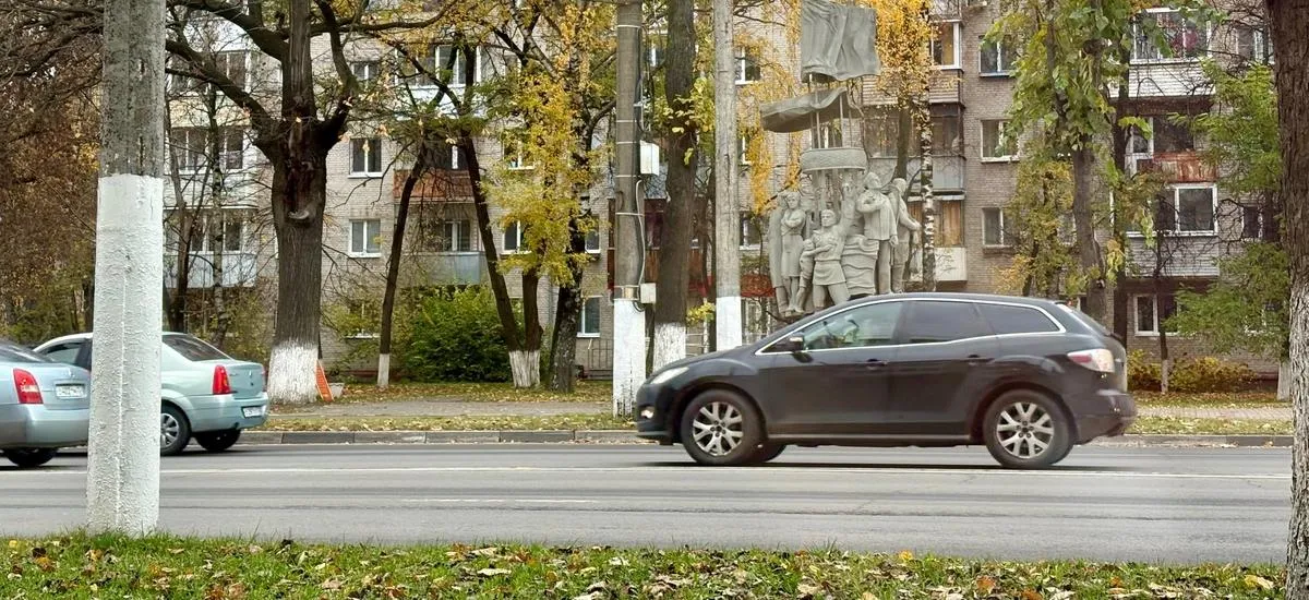 Авторынок РФ вырос на 34% перед повышением утильсбора: чего ждать дальше?