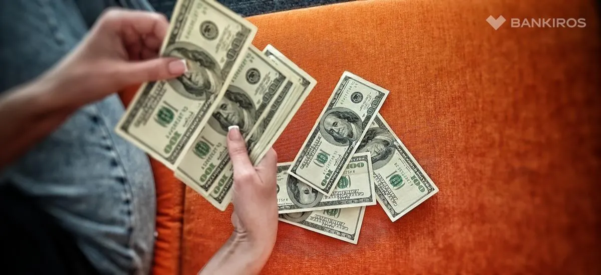 Эксперт оценил шансы на доллар по 200: чего ждать в 2024?