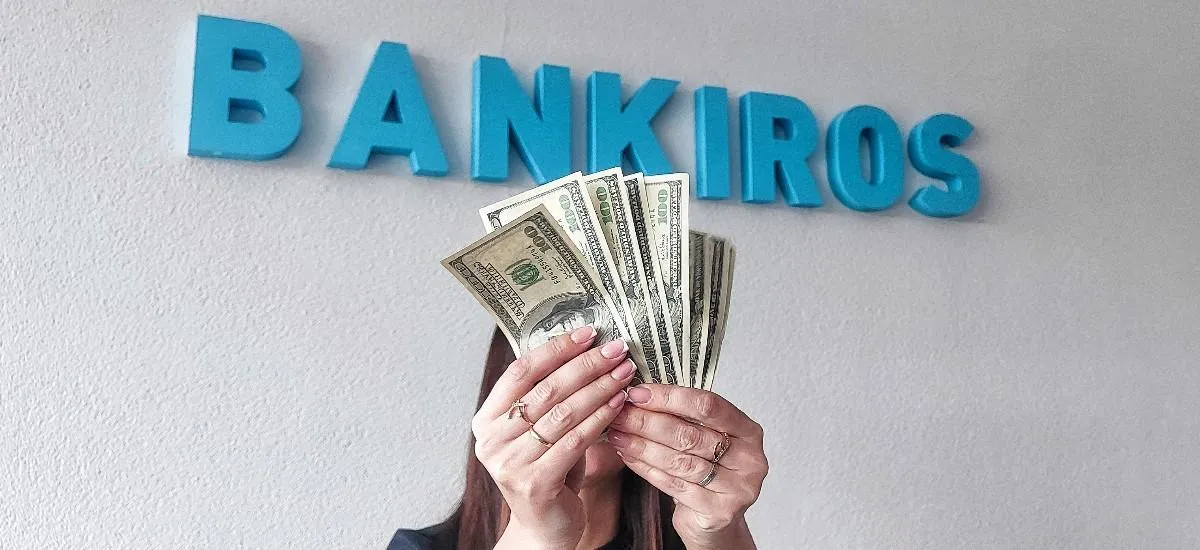 В банке дали прогноз курса доллара до конца августа