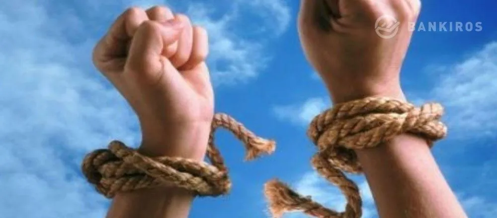 Акция «В Новый год без долгов» от Связь-банка