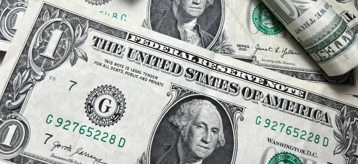 В Goldman Sachs дали неутешительный прогноз по доллару: что ждет «американца»?