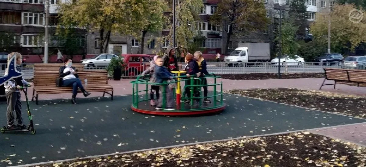 Россиянам пересчитают пособия на детей: станет ли оно больше?