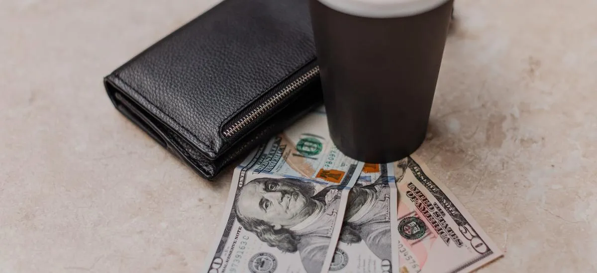 Прогноз курса доллара и цен: что ждет россиян к Новому году?