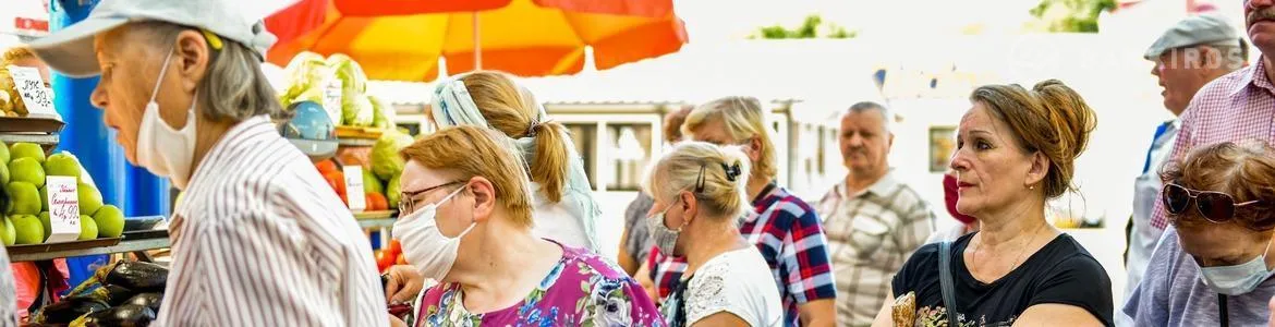 Россиянам начали раздавать продуктовые карты: кто сможет питаться бесплатно?