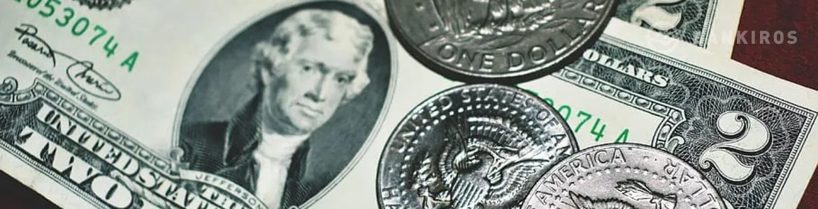 Эксперты рассказали, когда россиянам ждать курс доллара по 100 рублей