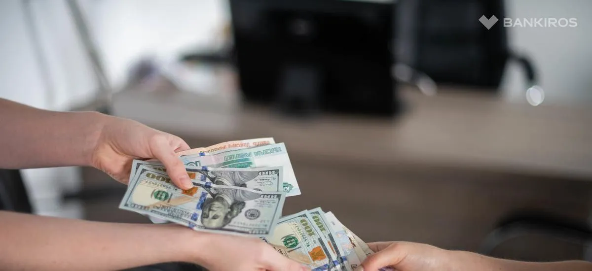 Доллар уйдет ниже 100: что ждет рубль в январе?