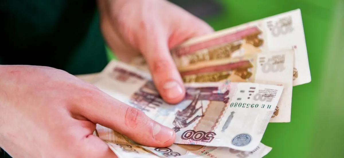 Как выбрать безопасный банк для хранения денег: россиянам дали совет