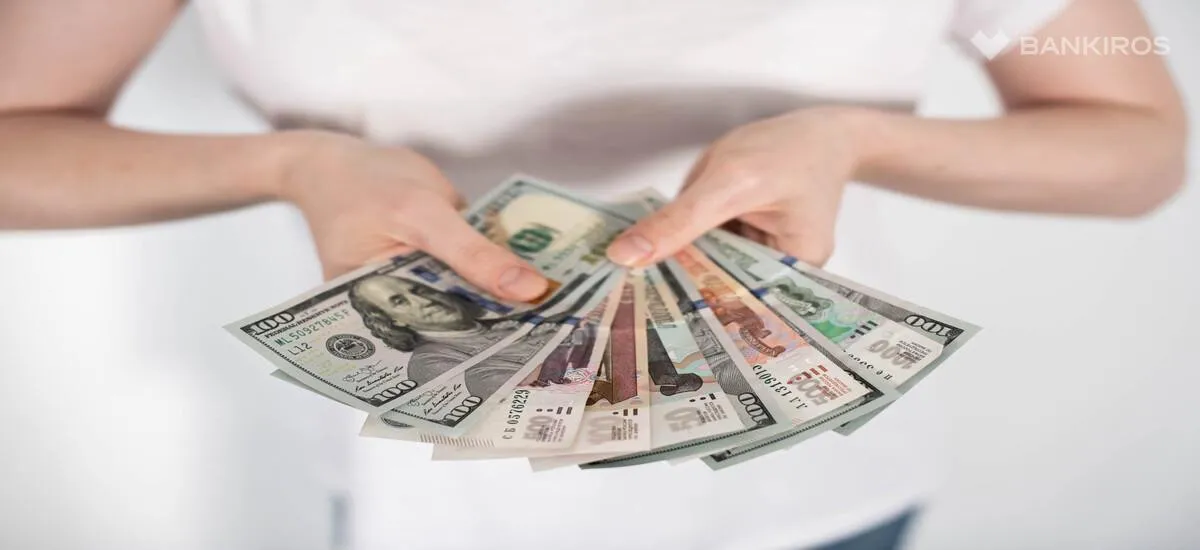 Что будет с курсом доллара до конца февраля: прогнозы экспертов