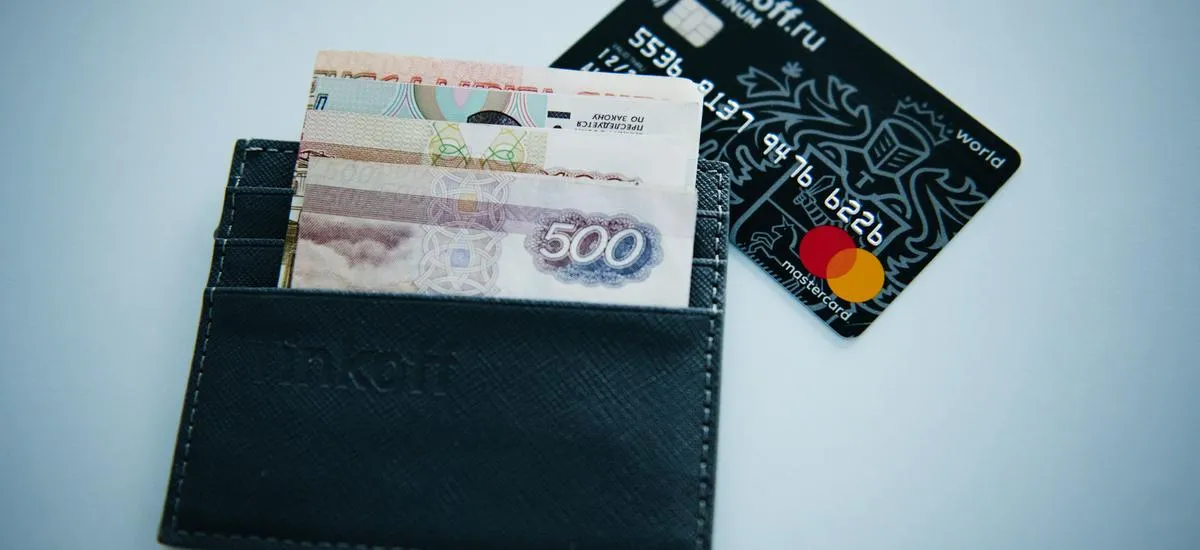 Будут ли банки блокировать все переводы между россиянами, объяснили в Госдуме