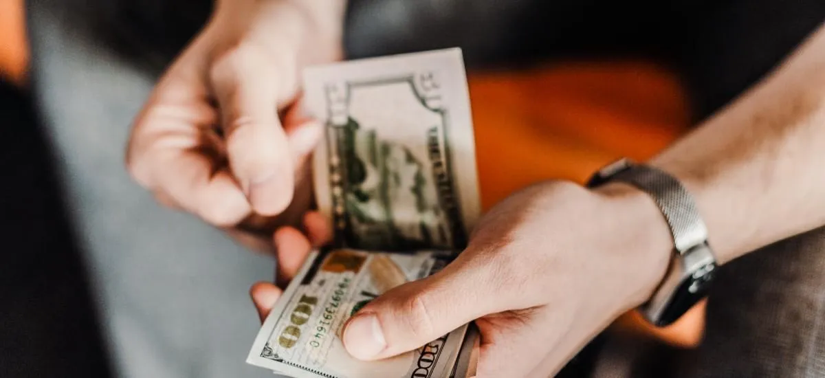 Когда выгодно покупать биткоин? Эксперты раскрыли даты