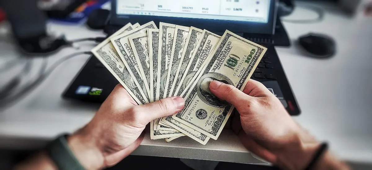 70 рублей за доллар: эксперт оценил шансы рубля на новый рост до конца года