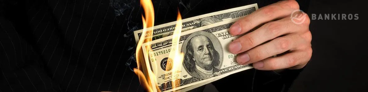 Эксперты предрекли скорый крах доллара