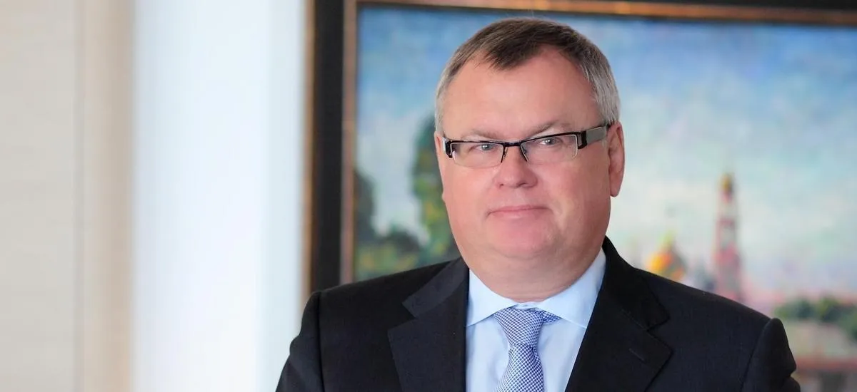 В ВТБ рассказали, когда подешевеет курс доллара